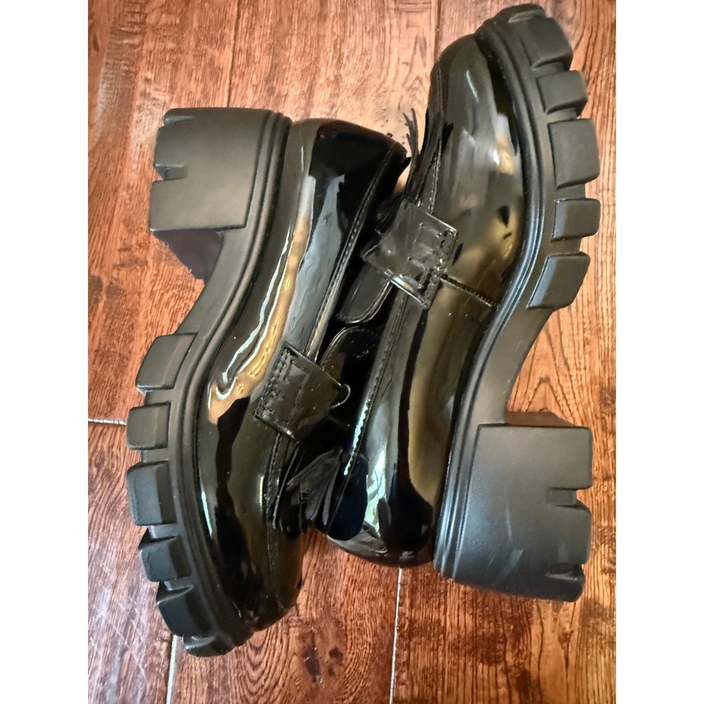 JF JustFab Black Patent Lug Sole Tassel Loafers Women Size 8 Sofia Platform shoe - Picture 2 of 8
